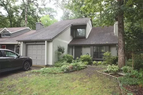 704 Ninebark Ct, Newport News, VA 23608