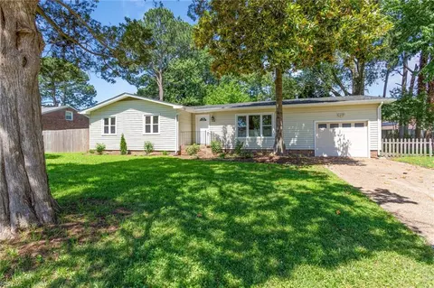3408 Wakefield Dr, Portsmouth, VA 23703