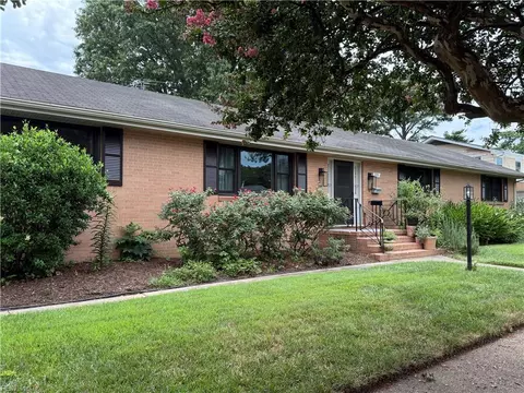 135 Dupre Ave, Norfolk, VA 23503