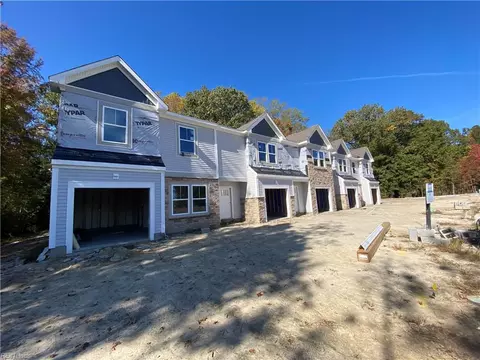1011 Serene Rd #104, Suffolk, VA 23435