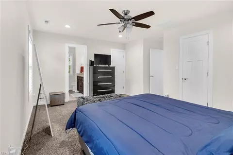 Bedroom - 100 Tree Ln, Suffolk, VA 23437 photo 1 of 3
