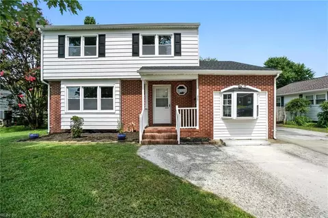 35 Hidalgo Dr, Hampton, VA 23669
