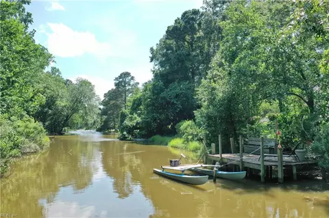 2816 Ashwood Dr, Chesapeake, VA 23321