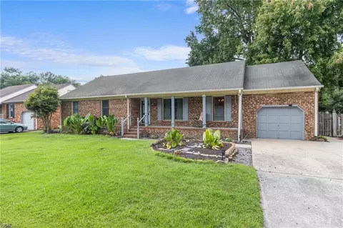 3908 Hardwood Ln, Portsmouth, VA 23703