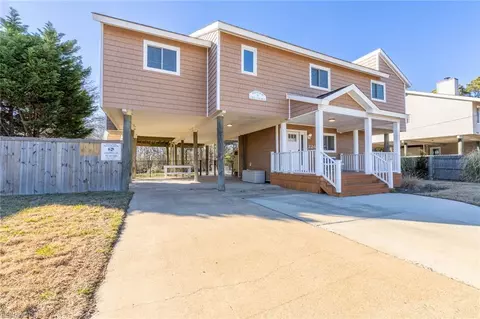 2269 Widgeon Ln, Virginia Beach, VA 23456