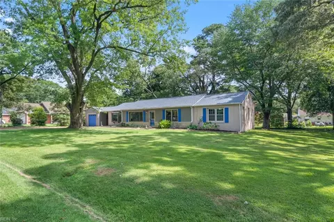 1523 Steuben Rd, Gloucester Point, VA 23062