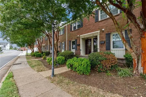 411 Bridge St #1C, Hampton, VA 23669