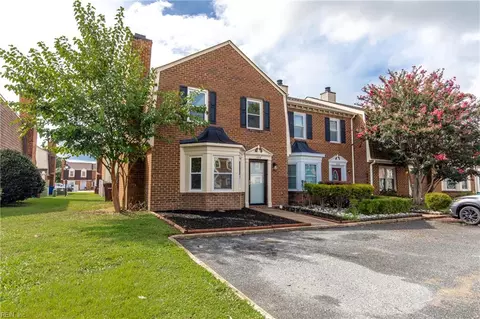 1214 Mabry Mill Pl, Chesapeake, VA 23320