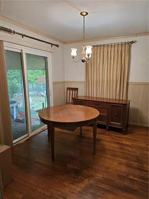 Dining - 502 Ironbound Rd, Williamsburg, VA 23188 photo 1 of 1