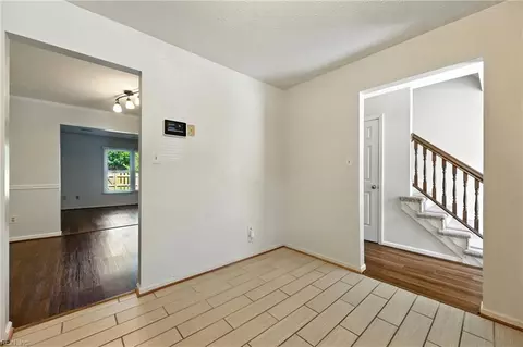 154 Loch Cir, Hampton, VA 23669 photo 4
