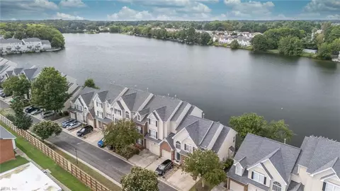 5376 Summer Cres, Virginia Beach, VA 23462