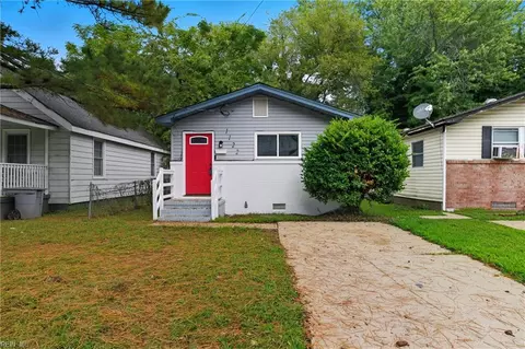 1122 West Ave, Hampton, VA 23669