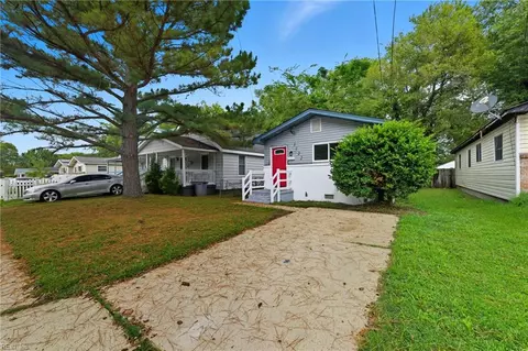 1122 West Ave, Hampton, VA 23669 photo 3