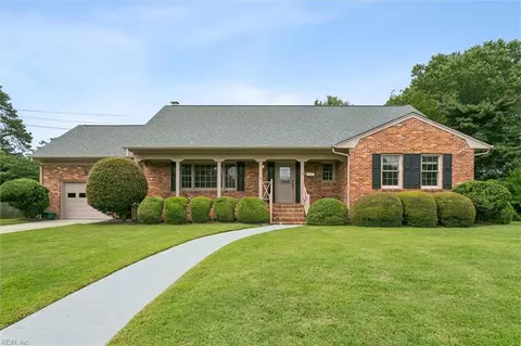 113 Southerland Dr, Hampton, VA 23669