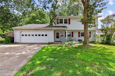 184 Windsor Castle Dr, Newport News, VA 23608