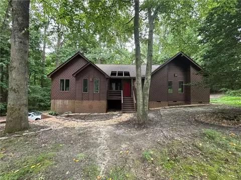 6993 Tracey Ct, Gloucester, VA 23061