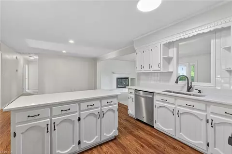 Kitchen - 640 Parker Rd, Chesapeake, VA 23322 photo 1 of 4