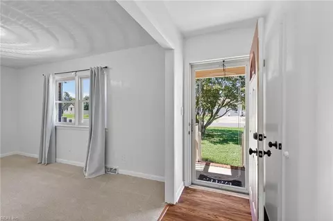 Entry Way - 640 Parker Rd, Chesapeake, VA 23322 photo 1 of 1