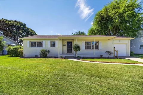 5387 Sir Barton Dr, Virginia Beach, VA 23462