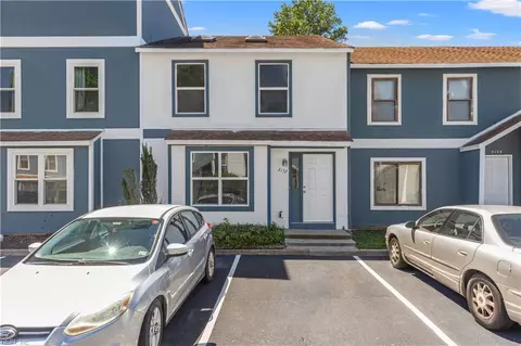 2137 Pier Point Pl, Virginia Beach, VA 23455