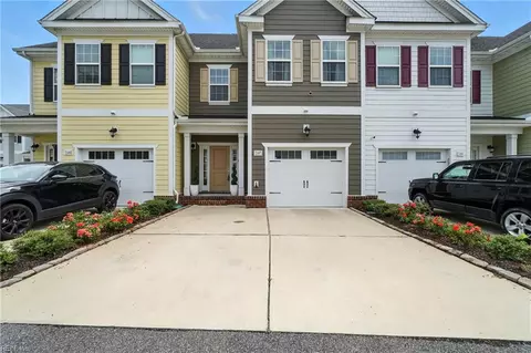 2107 Steiner St, Chesapeake, VA 23321
