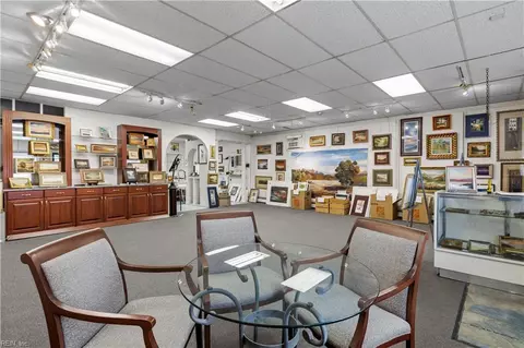 3106 Western Branch Blvd, Chesapeake, VA 23321