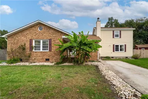 1232 Newborn Ct, Chesapeake, VA 23322