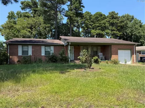 1109 Lakeview Dr, Portsmouth, VA 23701
