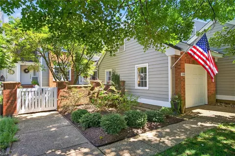 146 The Grn, Williamsburg, VA 23185