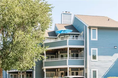 4828 Bay Landing Dr, Virginia Beach, VA 23455