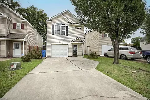 1938 Engle Ave, Chesapeake, VA 23320