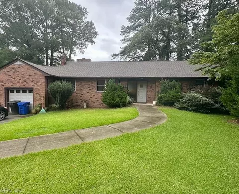 5212 Lake Cir, Portsmouth, VA 23703