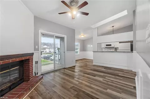 515 Wharf Ct, Virginia Beach, VA 23462