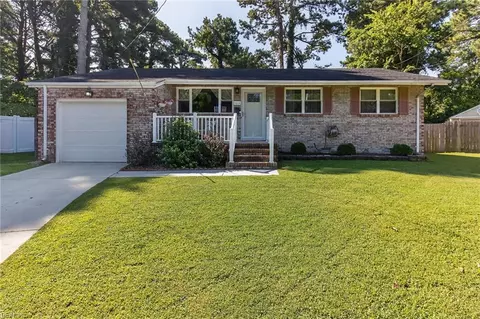 1613 Beaumont Ct, Norfolk, VA 23503