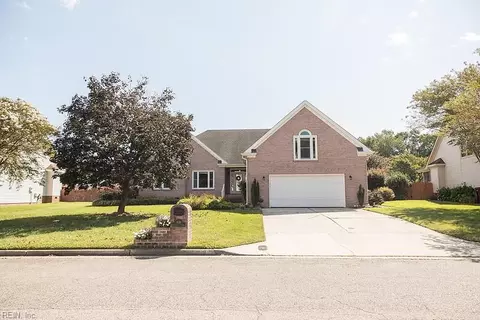 809 Satinwood Ct, Chesapeake, VA 23322