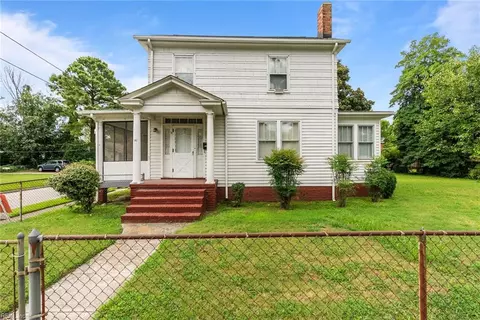 141 Forrest Ave, Norfolk, VA 23505