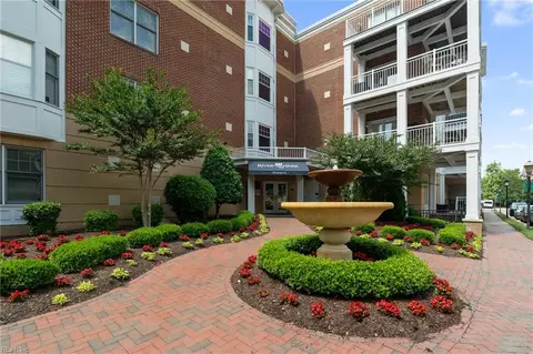 239 Duke St #407, Norfolk, VA 23510