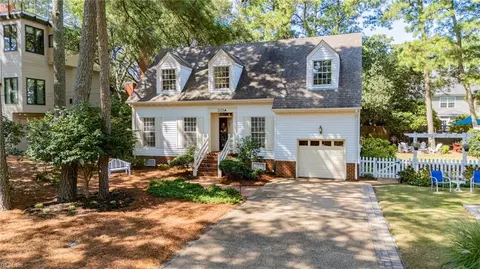 2123 Wake Forest St # -A, Virginia Beach, VA 23451