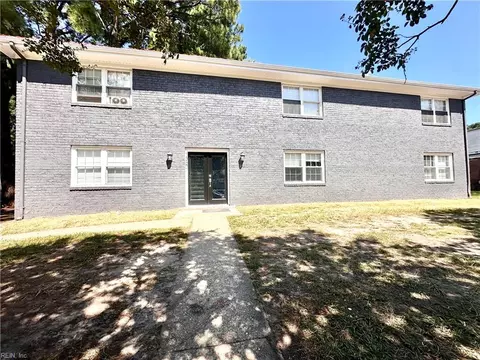 1360 Hilton St, Norfolk, VA 23518