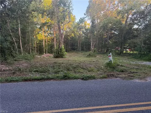 62 Ac Clay Bank Rd, Gloucester, VA 23061