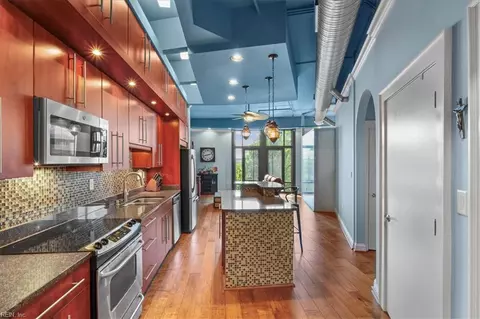 415 Saint Pauls Blvd #407, Norfolk, VA 23510