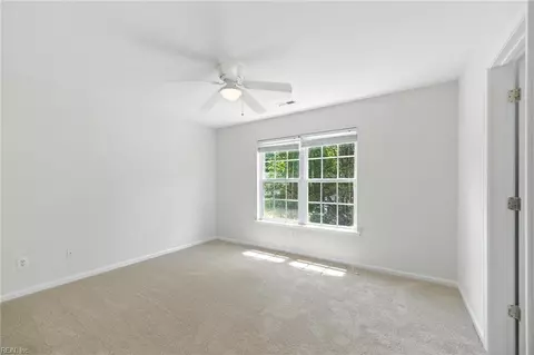 Bedroom - 275 Jonathans Way, Suffolk, VA 23434 photo 1 of 6