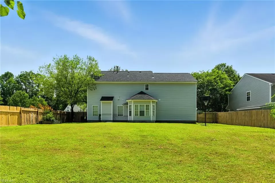 Exterior - 275 Jonathans Way, Suffolk, VA 23434 photo 5 of 5