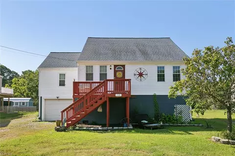 78 Ridge Rd, Poquoson, VA 23662