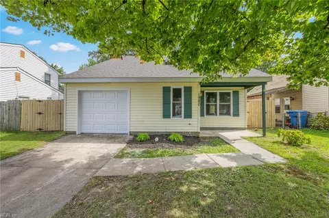 1980 Aquamarine Dr, Virginia Beach, VA 23456