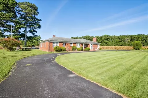 913 Dutch Rd, Suffolk, VA 23437