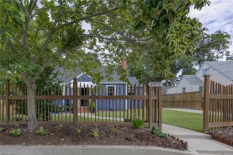 1922 Ann St, Portsmouth, VA 23704
