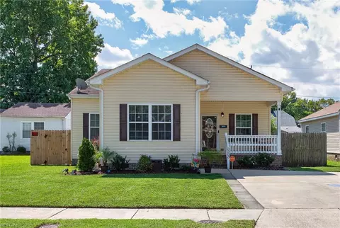 3303 Gwin St, Portsmouth, VA 23704