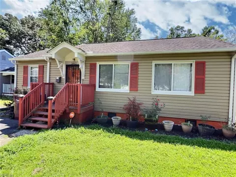 2812 Omar St, Chesapeake, VA 23324