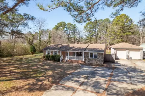 228 Luray St, Chesapeake, VA 23322